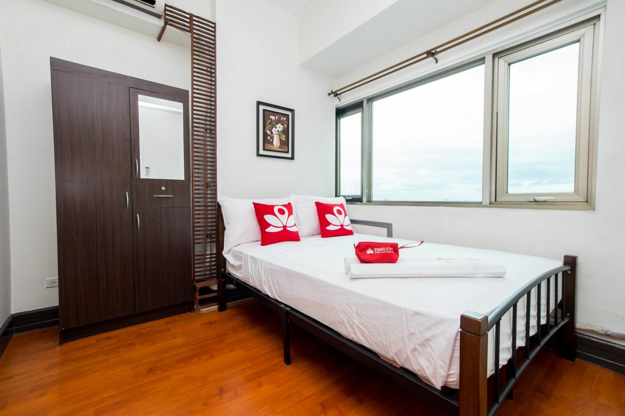 Zen Home Forbeswood Parklane Bgc Тагуиг Екстериор снимка