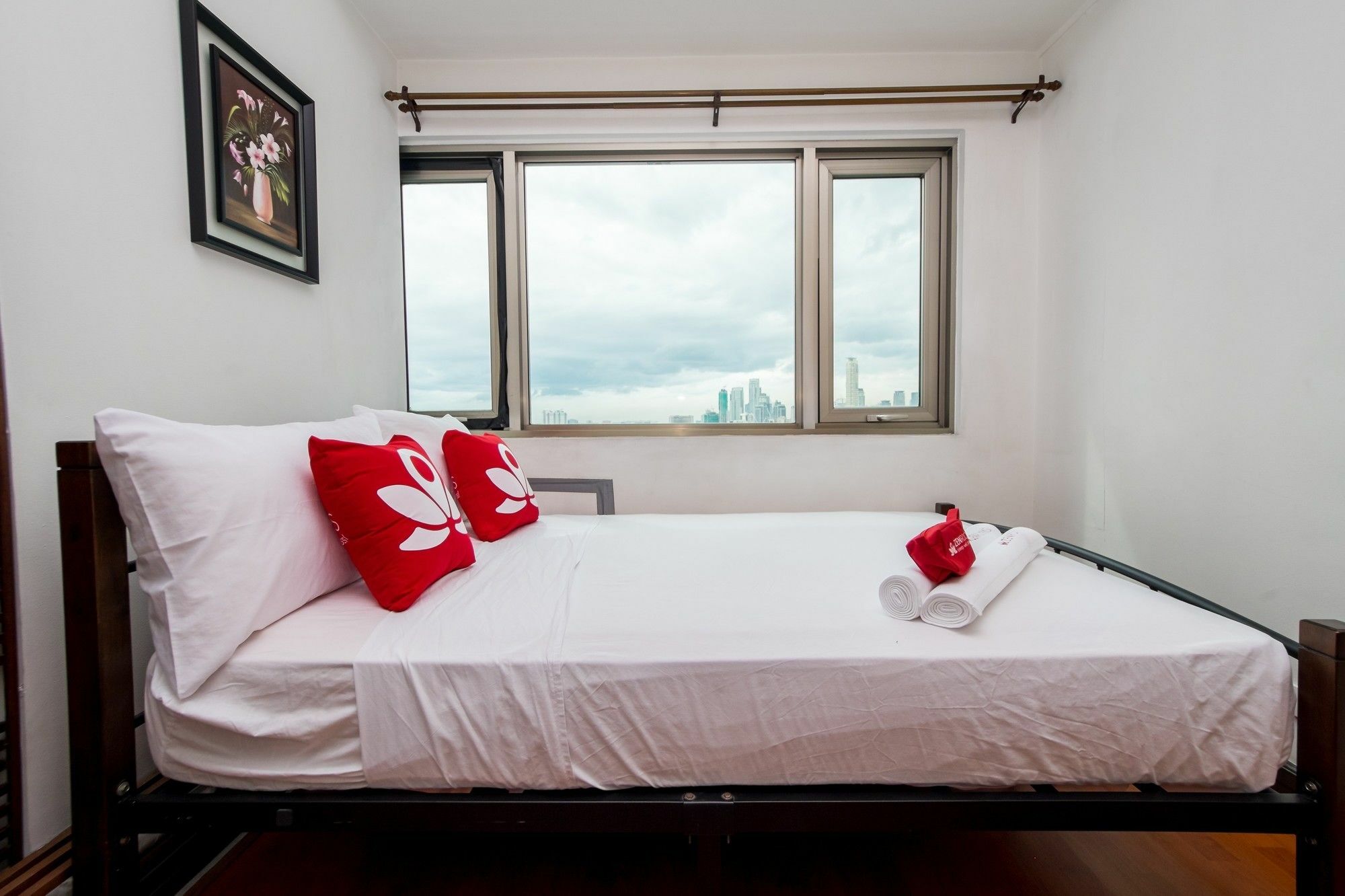Zen Home Forbeswood Parklane Bgc Тагуиг Екстериор снимка