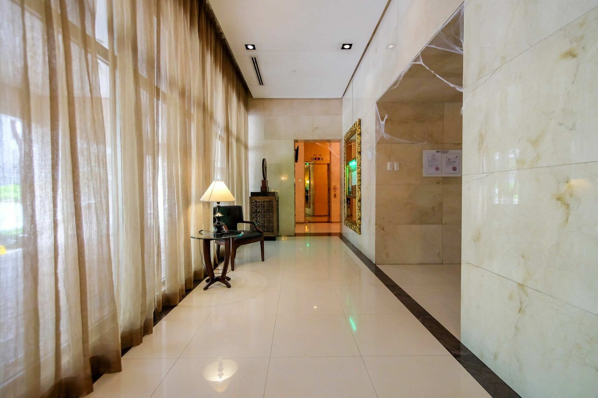 Zen Home Forbeswood Parklane Bgc Тагуиг Екстериор снимка