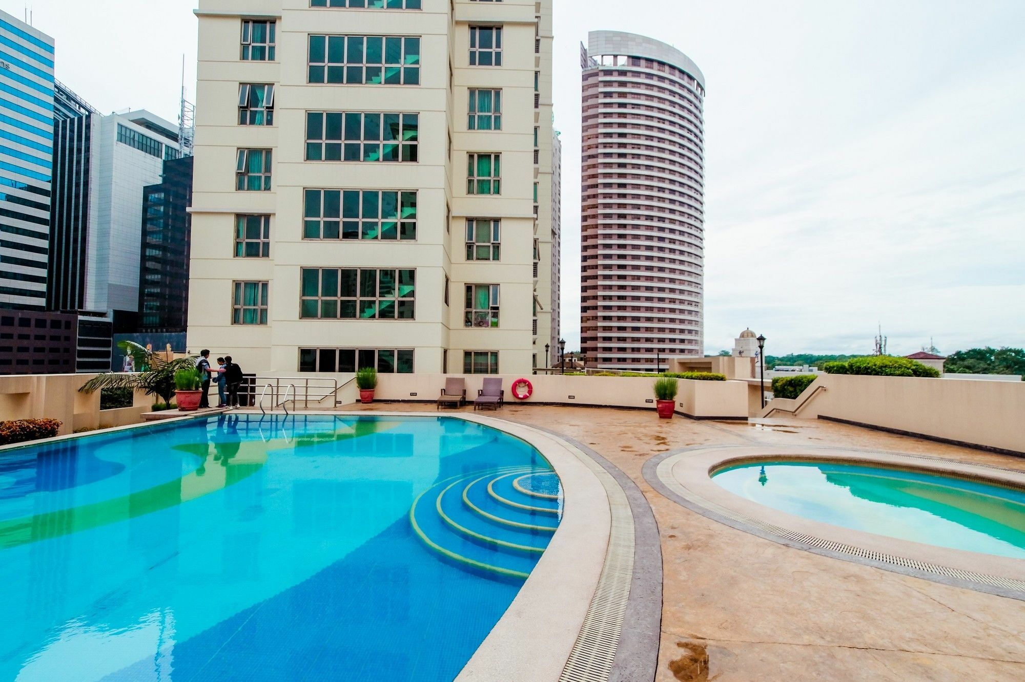 Zen Home Forbeswood Parklane Bgc Тагуиг Екстериор снимка