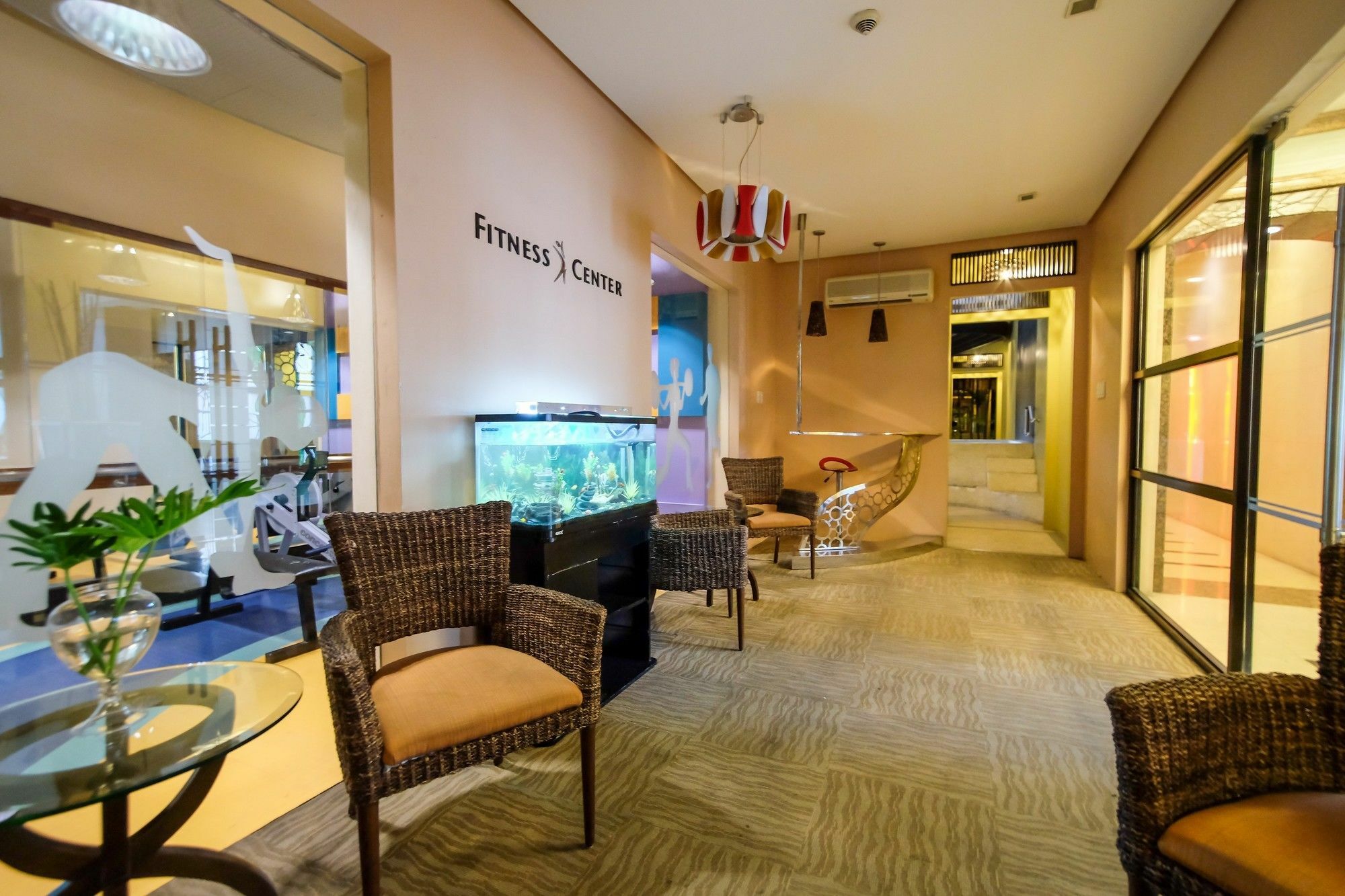 Zen Home Forbeswood Parklane Bgc Тагуиг Екстериор снимка